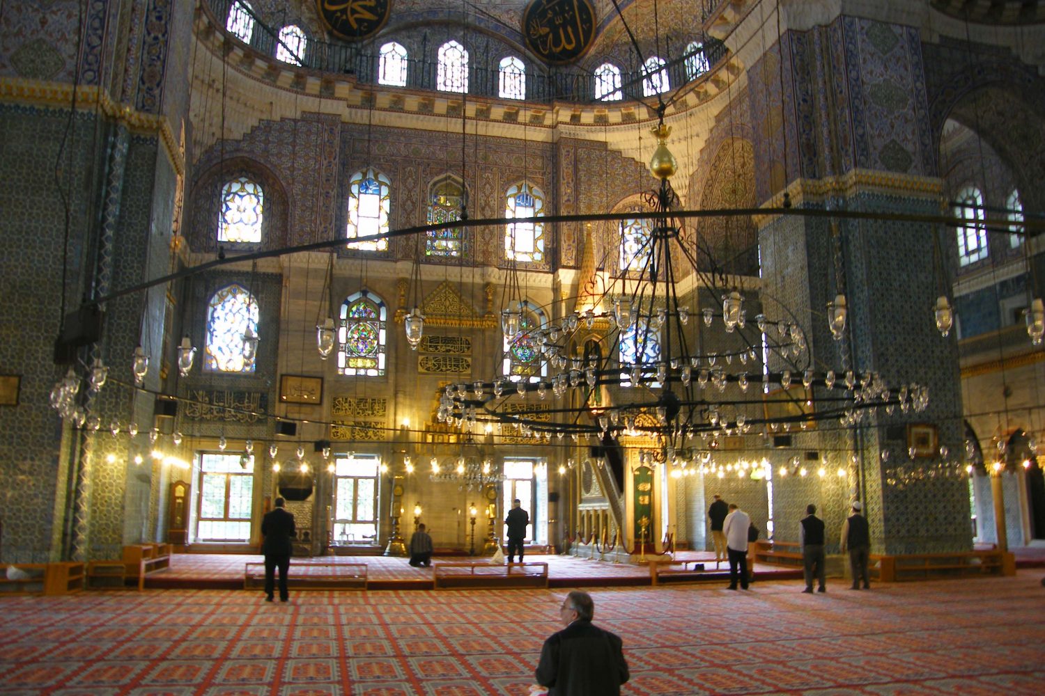 Turkey Tours, Prayer in Blue Mosque istanbul